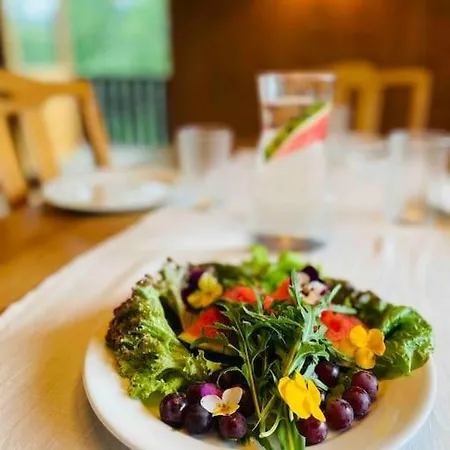 Lomen Gardshytter I Valdres H8 Holiday home